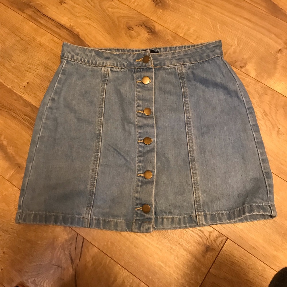 Denim skirt